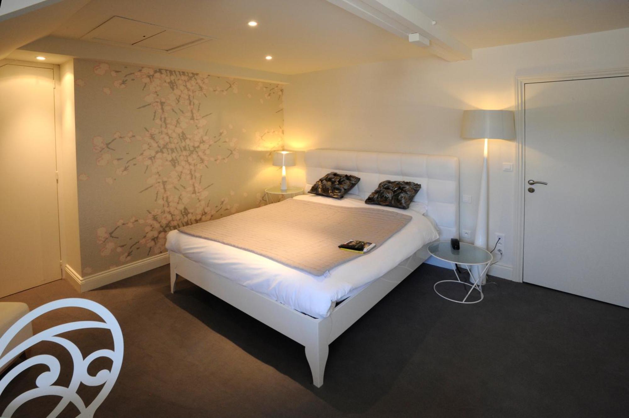 La Ferme Des Mares, The Originals Relais Hotel