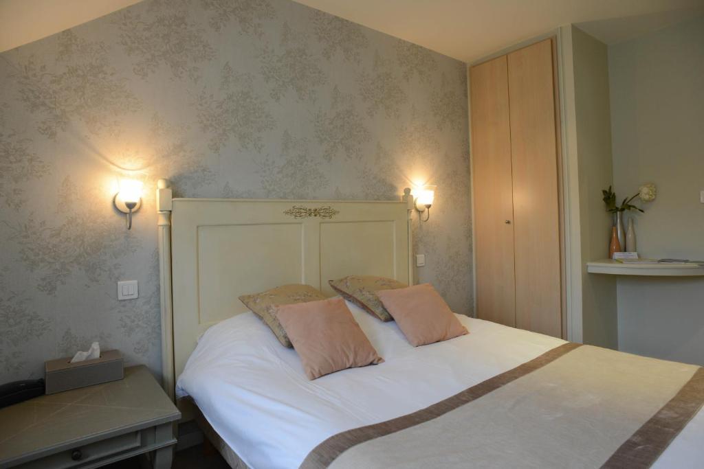 Hotel La Ferme Des Mares, The Originals Relais Saint-Germain-sur-Ay